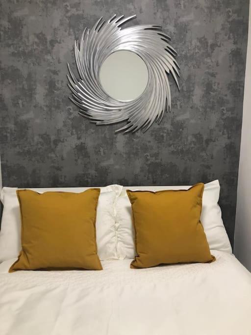 Stunning Apartment In Leeds- Financial District Leeds  Buitenkant foto