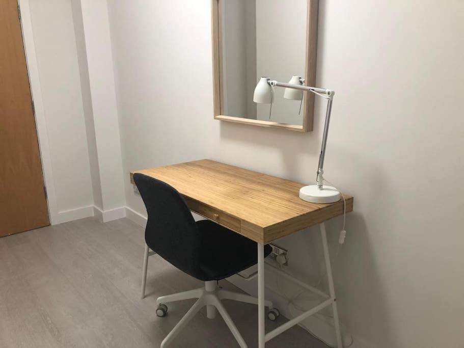 Stunning Apartment In Leeds- Financial District Leeds  Buitenkant foto