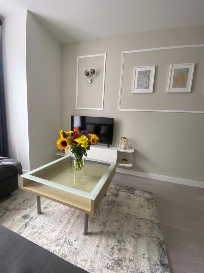 Stunning Apartment In Leeds- Financial District Leeds  Buitenkant foto